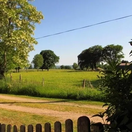 House Chenillet Semesterbostad